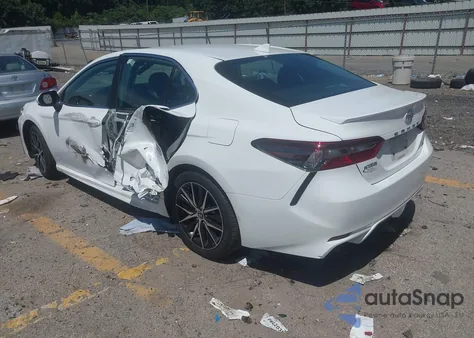 2021 Toyota Camry Se из США, поврежденный, VIN 4T1G11AKXMU615800